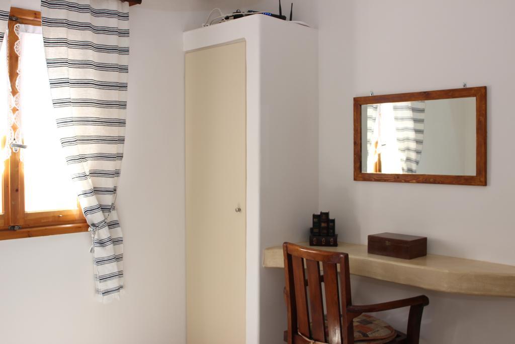 Traditional House By The Beach Agia Theodoti Extérieur photo